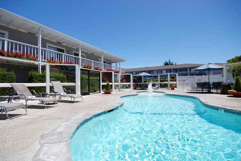 MONTEREY BAY LODGE - Monterey, CA