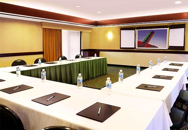 Courtyard by Marriott Dallas Richardson at Campbell - Richardson, TX