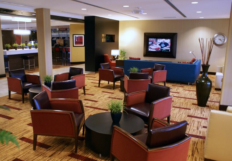 Courtyard By Marriott Lima - Lima, OH