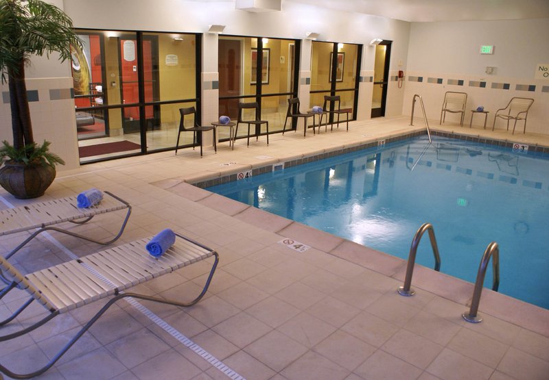 Courtyard By Marriott Lima - Lima, OH