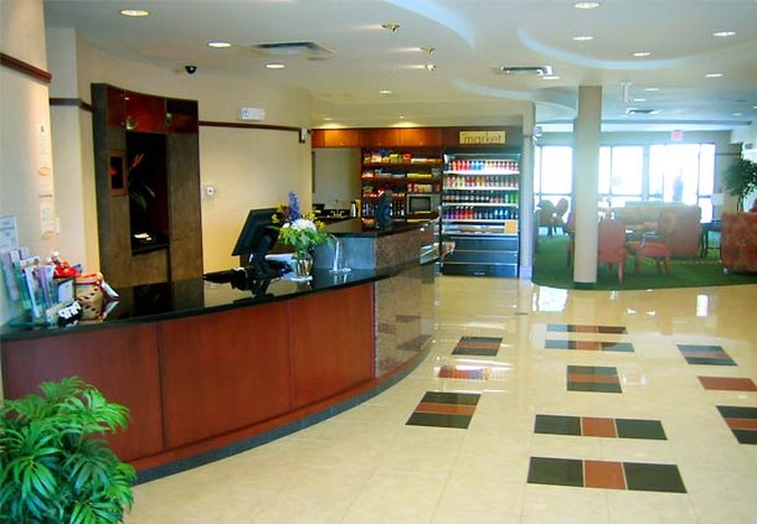 Courtyard By Marriott Kansas City Shawnee - Shawnee, KS