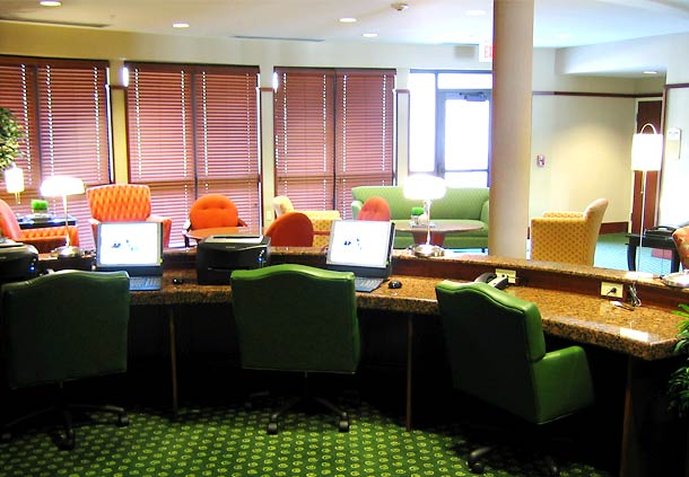 Courtyard By Marriott Kansas City Shawnee - Shawnee, KS