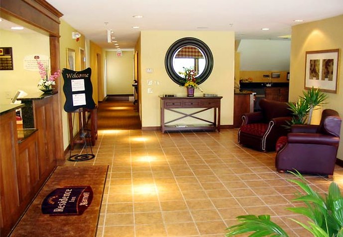 Residence Inn Milwaukee Brookfield - Brookfield, WI