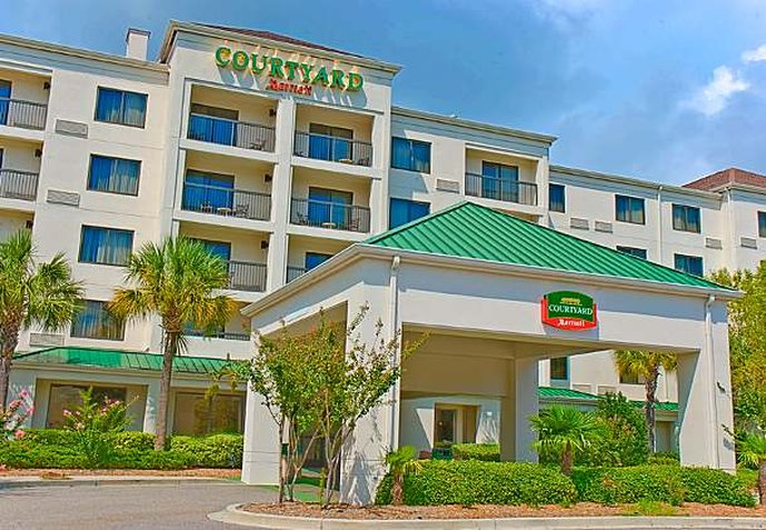 Courtyard By Marriott
