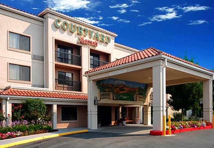 Courtyard Livermore