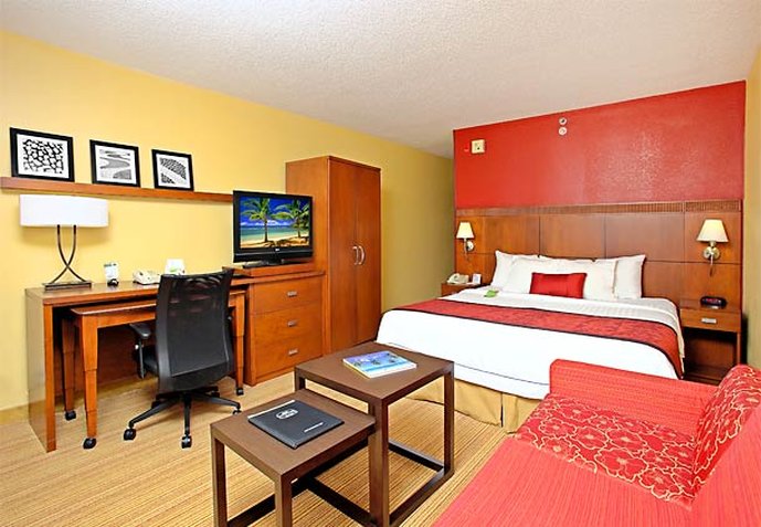 Courtyard By Marriott Boca Raton - Boca Raton, FL