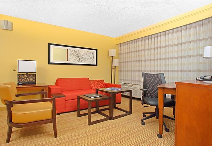 Courtyard By Marriott Boca Raton - Boca Raton, FL