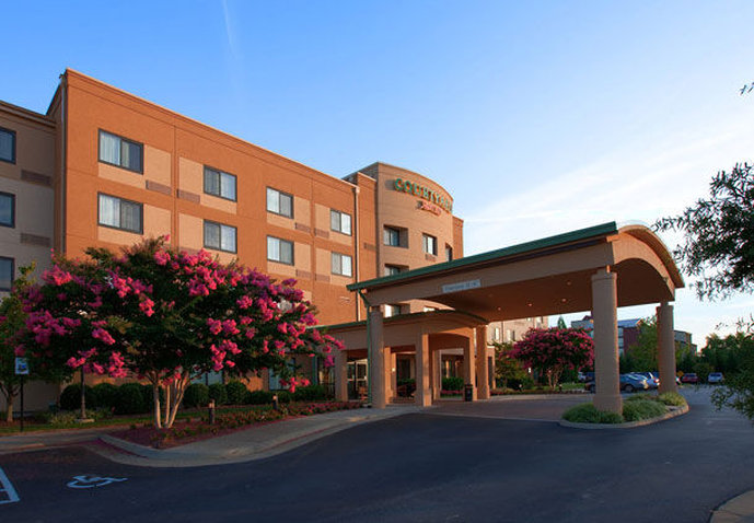 Courtyard By Marriott Roanoke Airport - Roanoke, VA