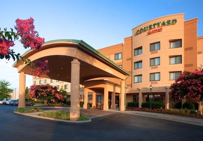 Courtyard By Marriott Roanoke Airport - Roanoke, VA