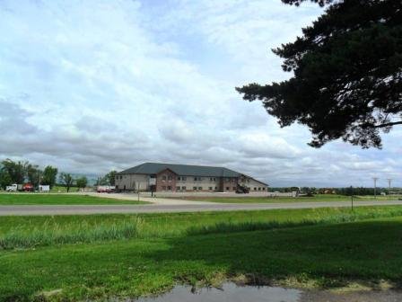 Settle Inn & Suites - Seneca, KS