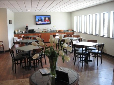 Settle Inn & Suites - Seneca, KS