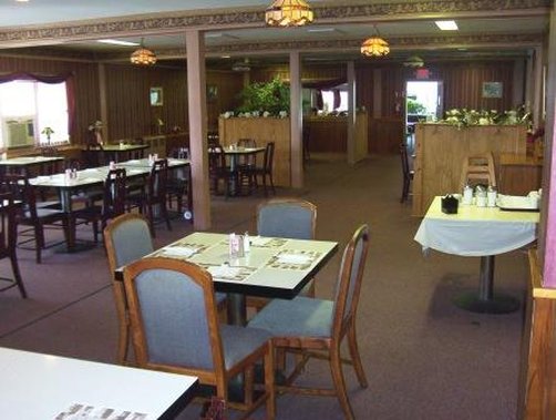 Lancaster Motor Inn - Lancaster, NH