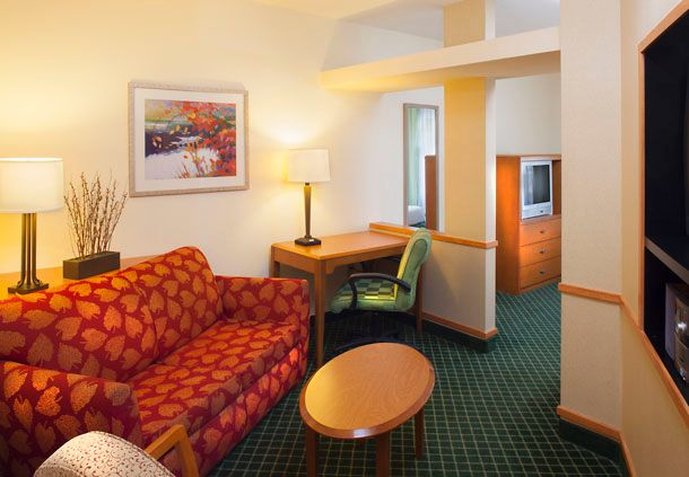 Holiday Inn Express & Suites ATLANTA EAST - LITHONIA - Dunwoody, GA