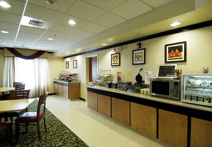 Holiday Inn Express & Suites ATLANTA EAST - LITHONIA - Dunwoody, GA