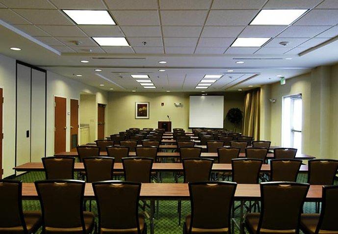 Holiday Inn Express & Suites ATLANTA EAST - LITHONIA - Dunwoody, GA