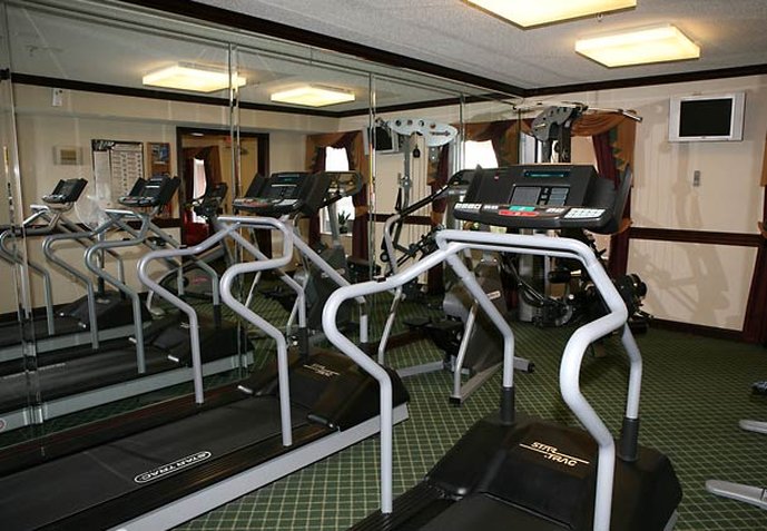 Baymont Inn & Suites Auburn Hills - Auburn Hills, MI