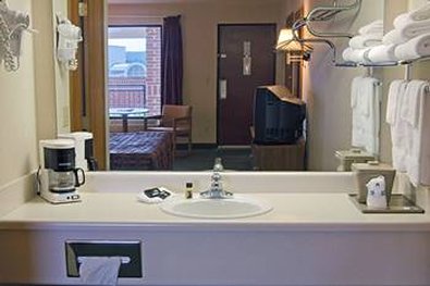 Travelodge-At The Falls - Branson, MO