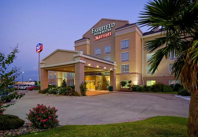 Fairfield Inn & Suites By Marriott Waco North - Waco, TX