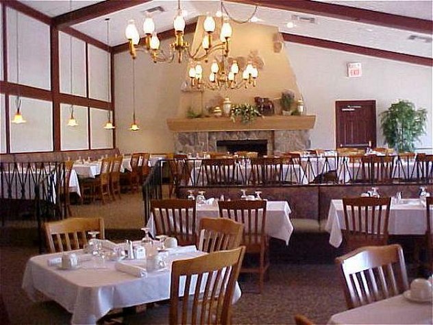 Waterford Estates Lodge - South Bend, IN