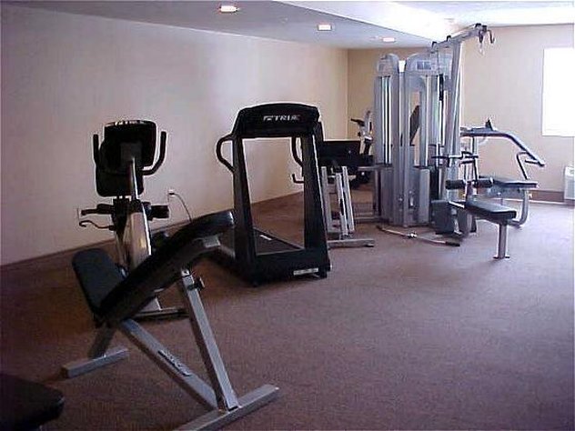 Waterford Estates Lodge - South Bend, IN