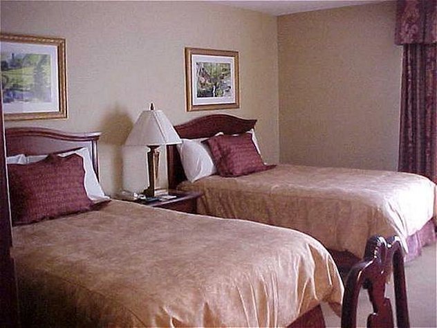 Waterford Estates Lodge - South Bend, IN