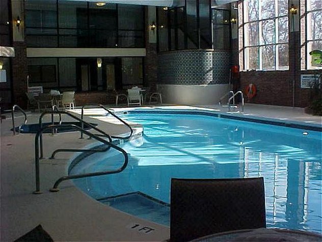 Waterford Estates Lodge - South Bend, IN