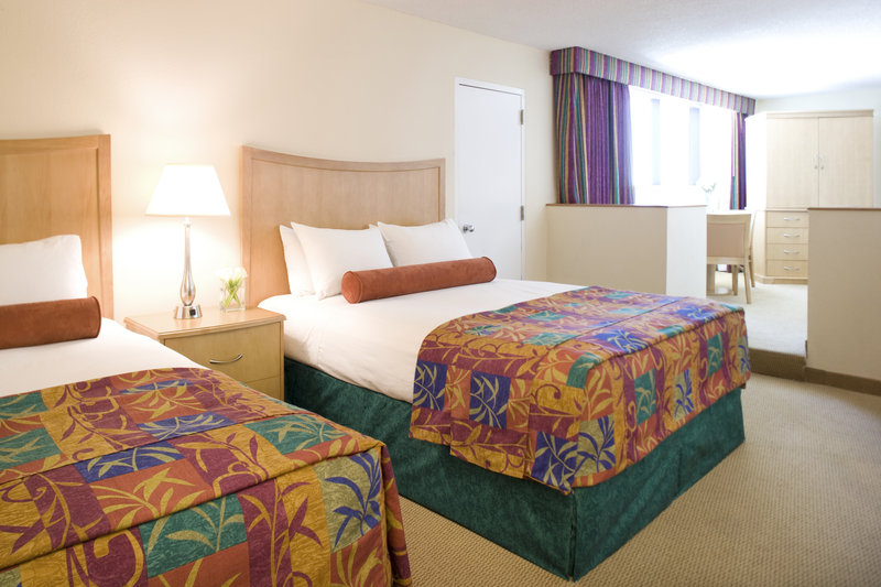 Hilton-Cocoa Beach Oceanfront - Cocoa Beach, FL