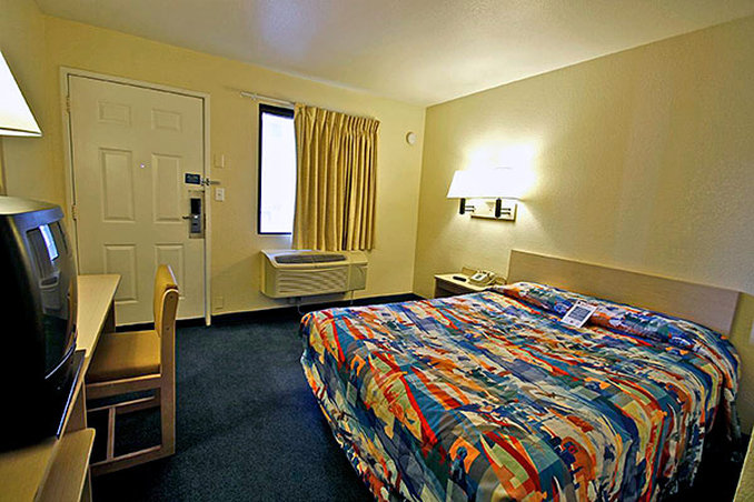 Motel 6 - Vallejo, CA