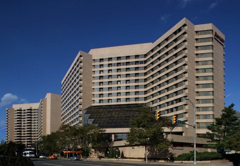 Find Hotels Near Crystal Gateway Marriott Arlington Va Crystal Gateway Marriott