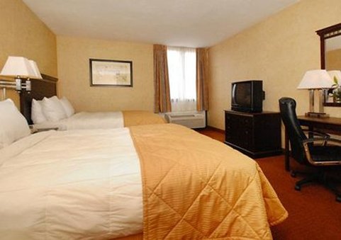 Clarion Hotel - Springfield, MO