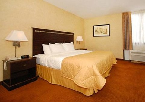 Clarion Hotel - Springfield, MO