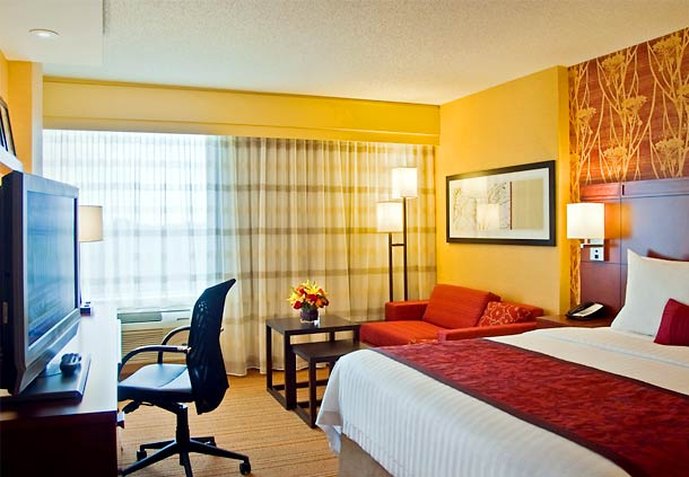 Courtyard By Marriott Chevy Chase - Chevy Chase, MD
