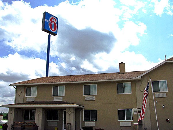 Motel 6 - Harrisville, PA