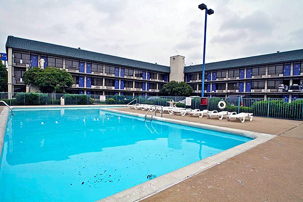 Motel 6 - Little Rock, AR