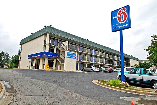 Motel 6 - Little Rock, AR