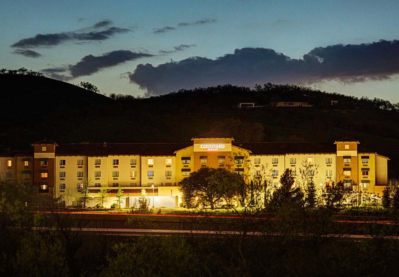 Courtyard-Paso Robles