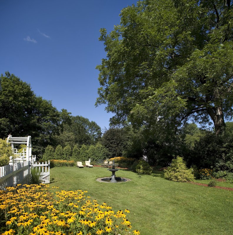 Whistling Swan Inn - Stanhope, NJ