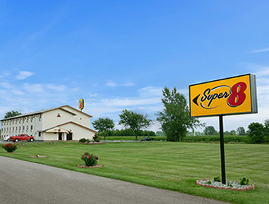 Super 8
