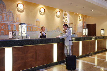 Hotel Peter I - Lobby