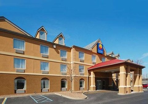 Comfort Inn & Suites Airport And Expo