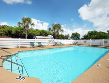 Days Inn Manning - Manning, SC
