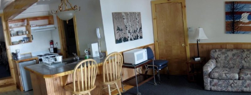 Lazy E Motor Inn - Laconia, NH