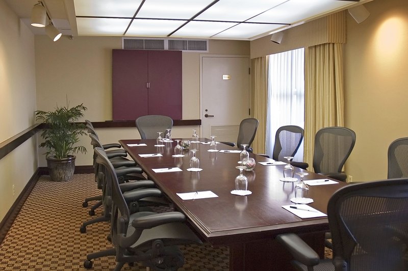 Radisson Hotel Phoenix-Chandler - Chandler, AZ