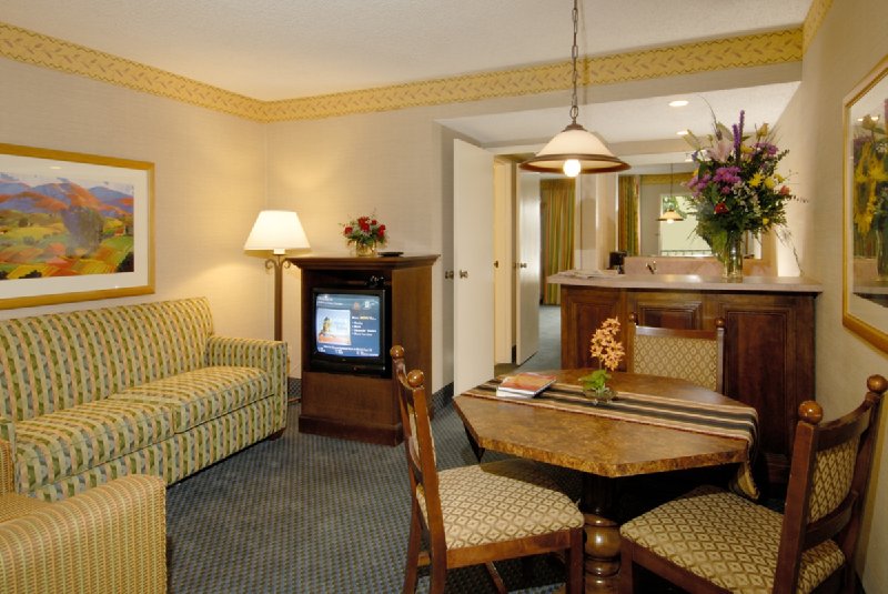 Park Inn - Covina, CA