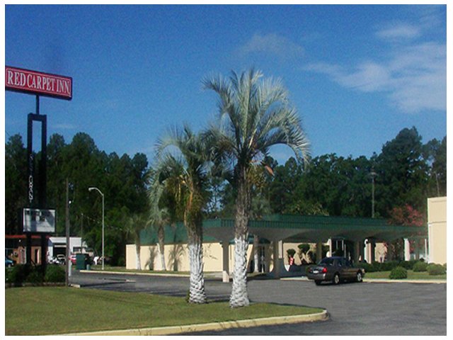 Red Carpet Inn - Jesup, GA
