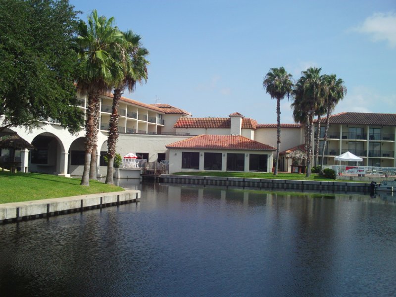 LAKE TARPON RESORT - Palm Harbor, FL