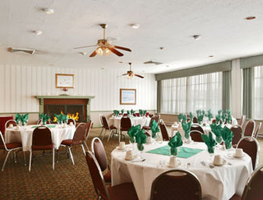 Ramada By Wyndham Ellsworth - Ellsworth, ME
