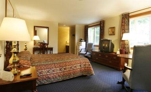 Jack Daniels Motor Inn - Peterborough, NH