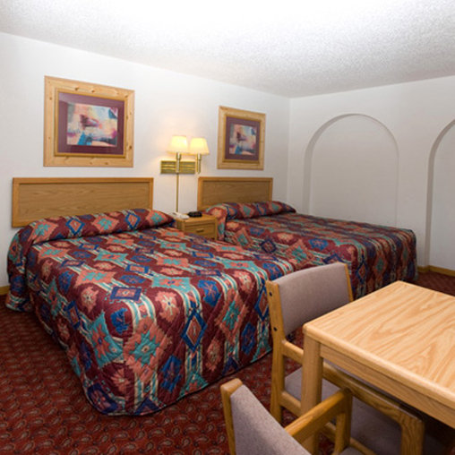 Country Inn & Suites - Mandan, ND