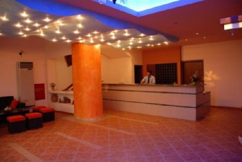 Idi Hotel - Lobby